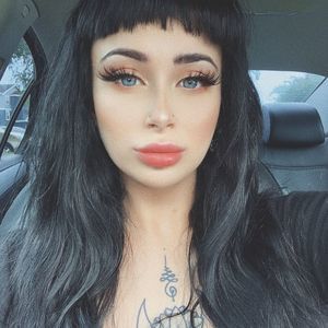 Meet your Posher, Allison-maree